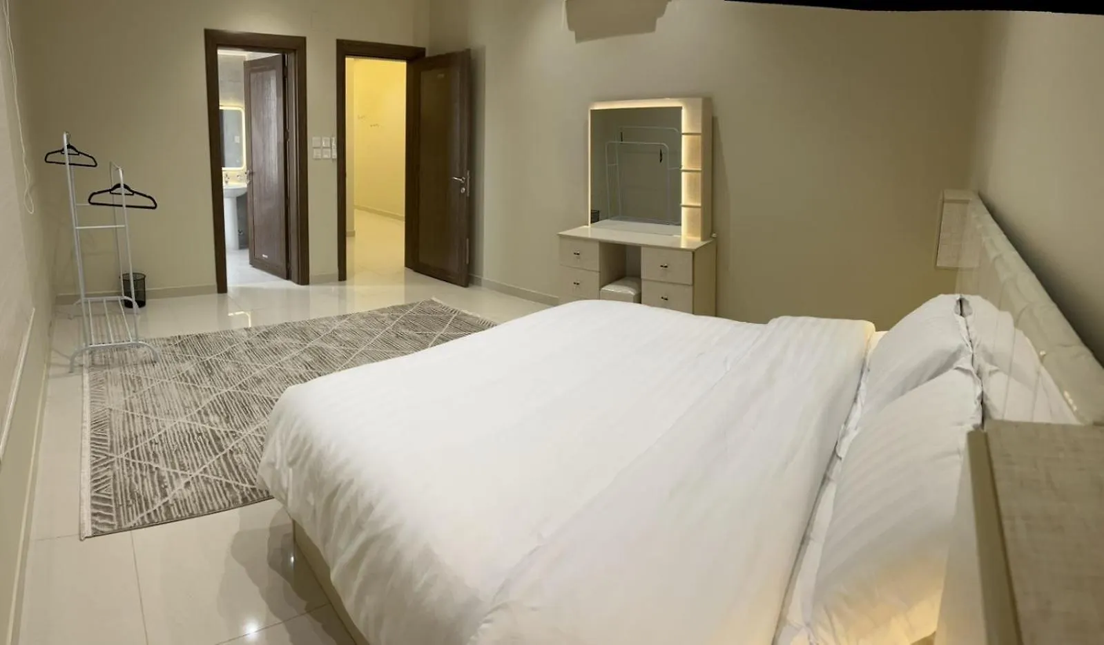 شقة فاخرة قرب الحرم النبوي Medina Apartamento